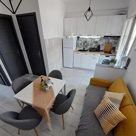 Apartment Perla Sea View *